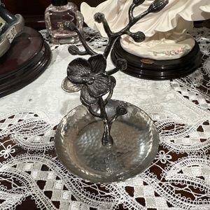Michael Adam Black Orchid Ring Holder